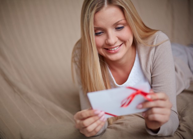 Escribir o enviar una carta a tu pareja o amigo en el día del amor y la amistad